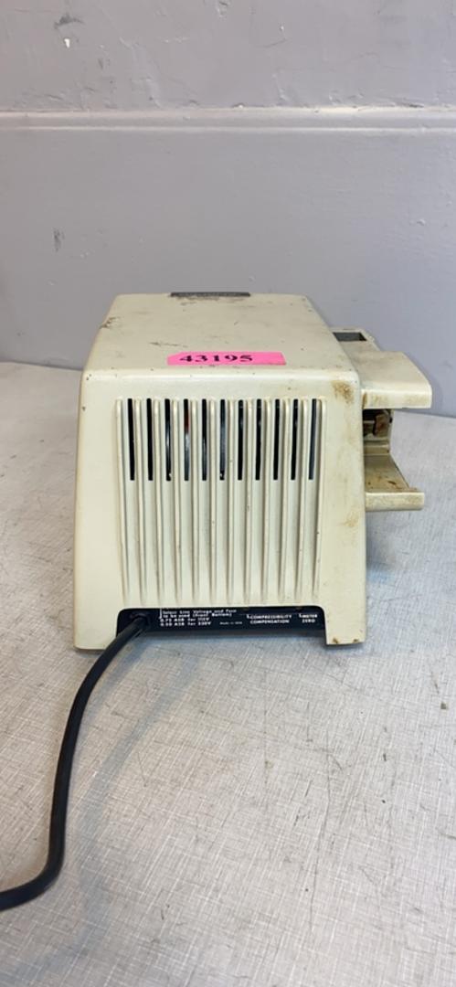 Beckman Model 110A 235218 Liquid Chromatograph