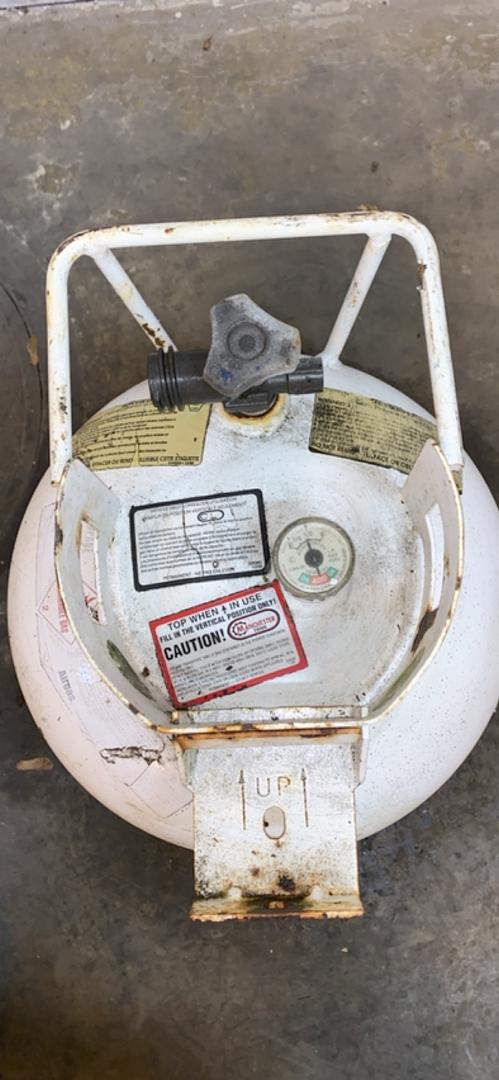 12"x23" Airgas Small Propane Storage Tank(S6LLST8744)
