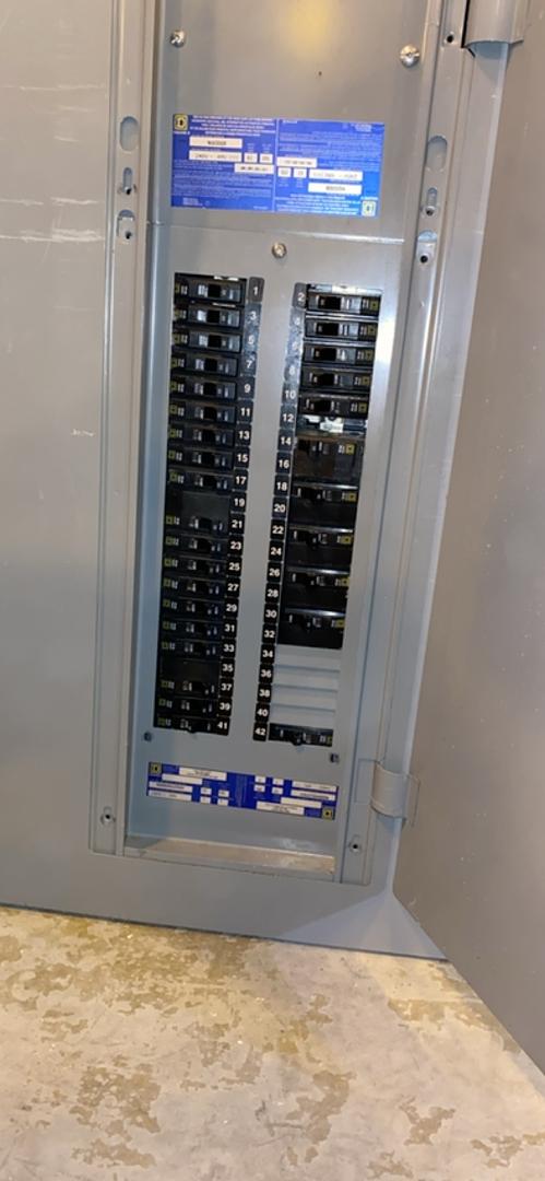 225A Square D Panelboard W/ Main 240v Loaded NQODQB(S6LLST3834)