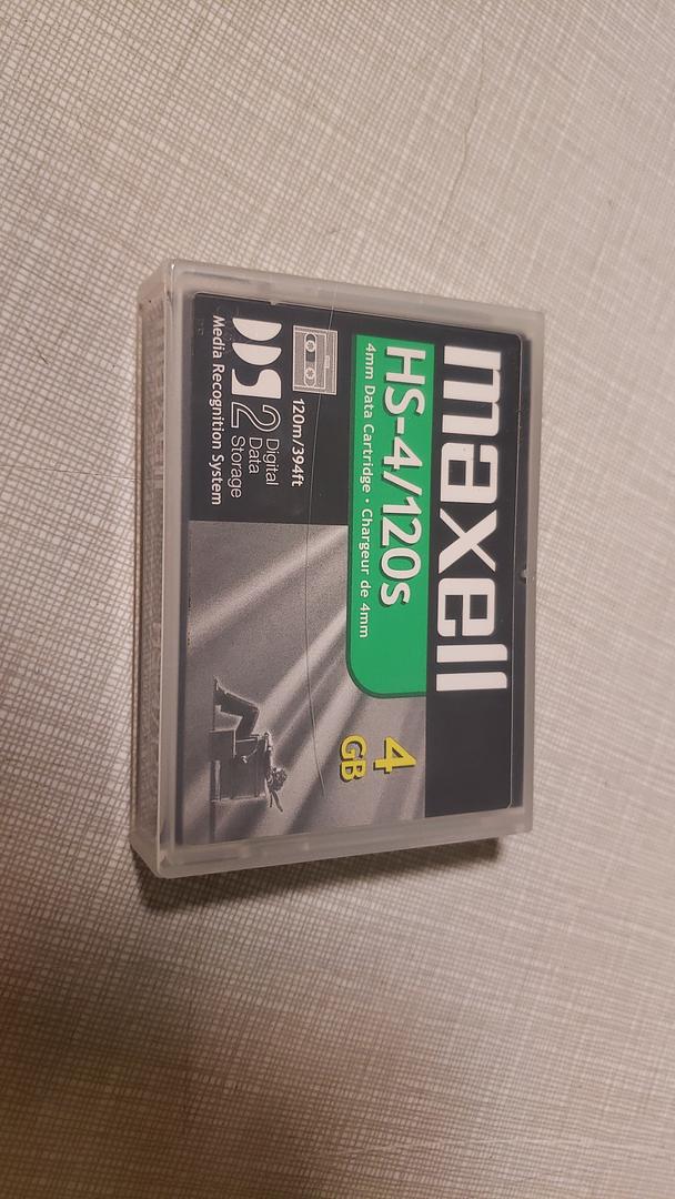 Lot of 20 NEW Maxwell HS-4/120s 4GB(S6LLST11006)