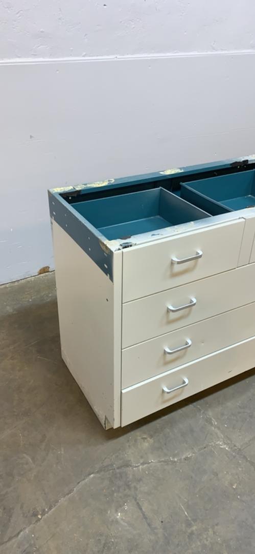 4' Duralab 5 Drawer Casework(S6LLST8277)