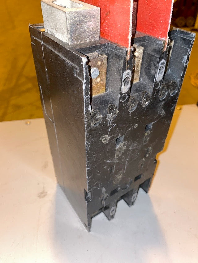 175A GOULD ITE FJ63B175 3 Pole Circuit Breaker(S6LLST1447)