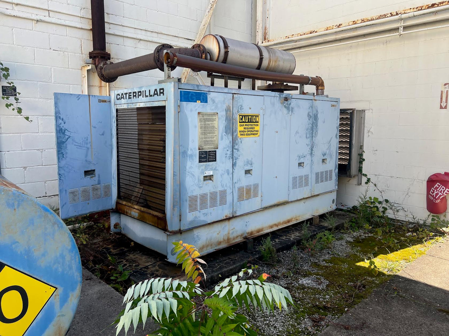 175KW Caterpillar 3306 Diesel Generator 627 Hours Enclosed
