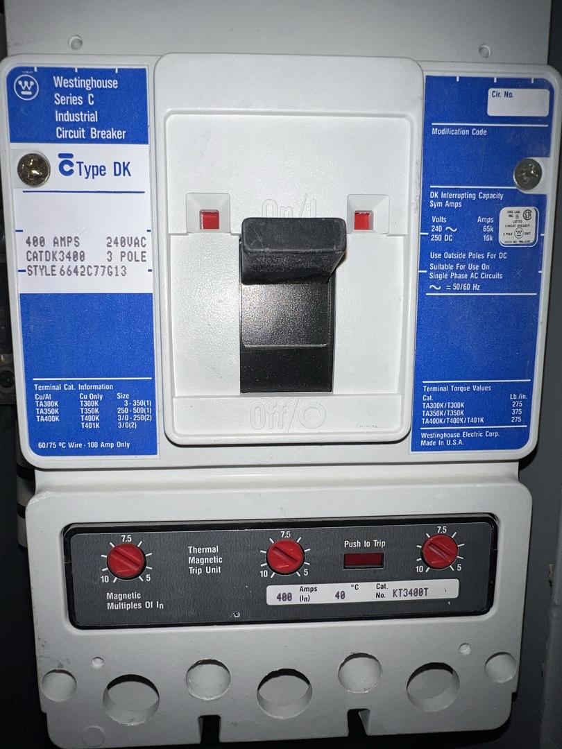 400A Breaker Disconnect CAT DK3400 in Enclosure (SKU: 13303)(S6LLST13303)