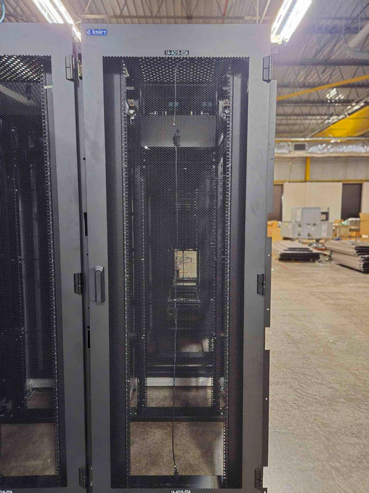42U Emerson KMM Knurr Server Racks Doors / No Sides Data Cabinet