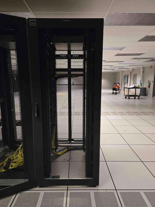 Emerson 42U Network Power Server Rack Data Cabinet 31" Deep