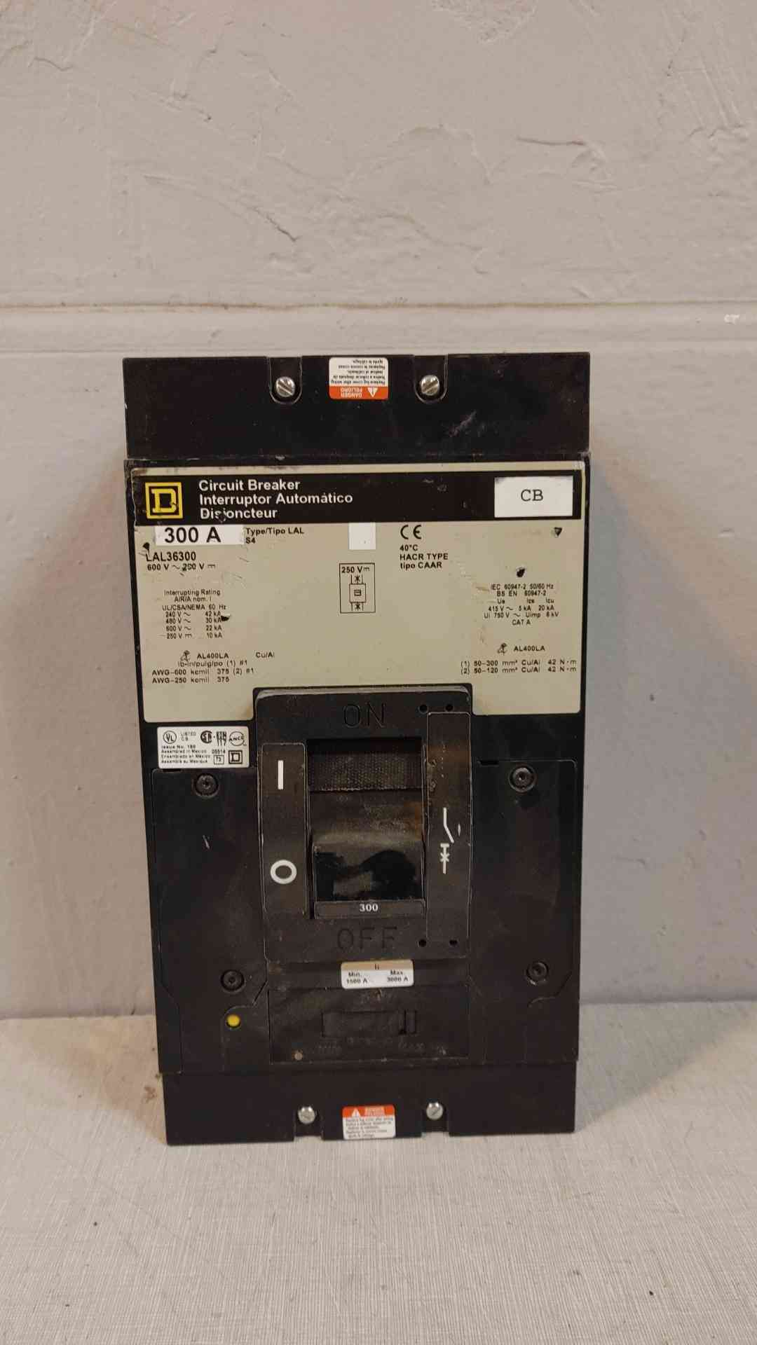 Square D 300A Circuit Breaker 600V 22KA LAL36300(104639)