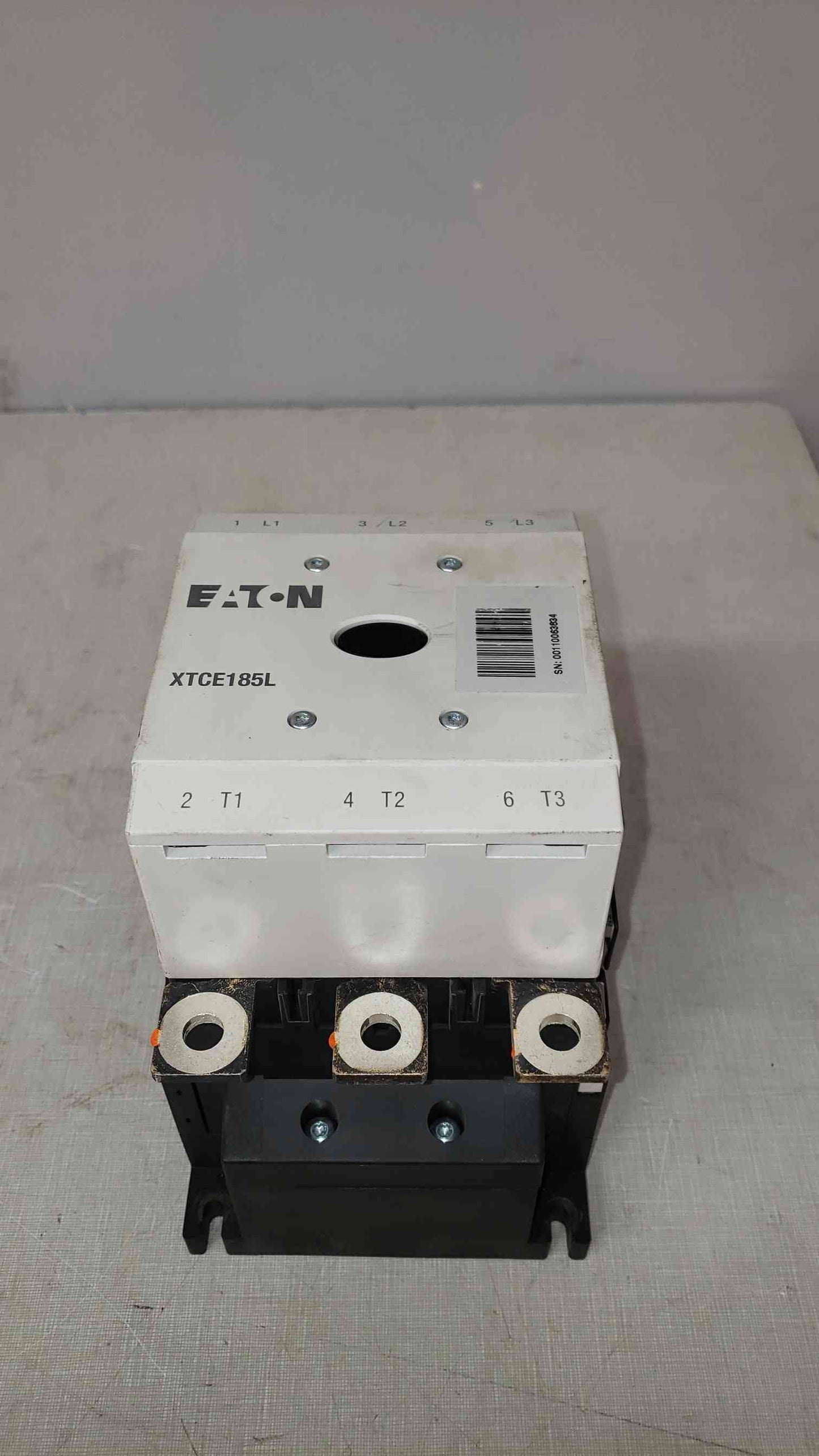 EATON Electric Contactor 3 Pole XTCE185L(104777)