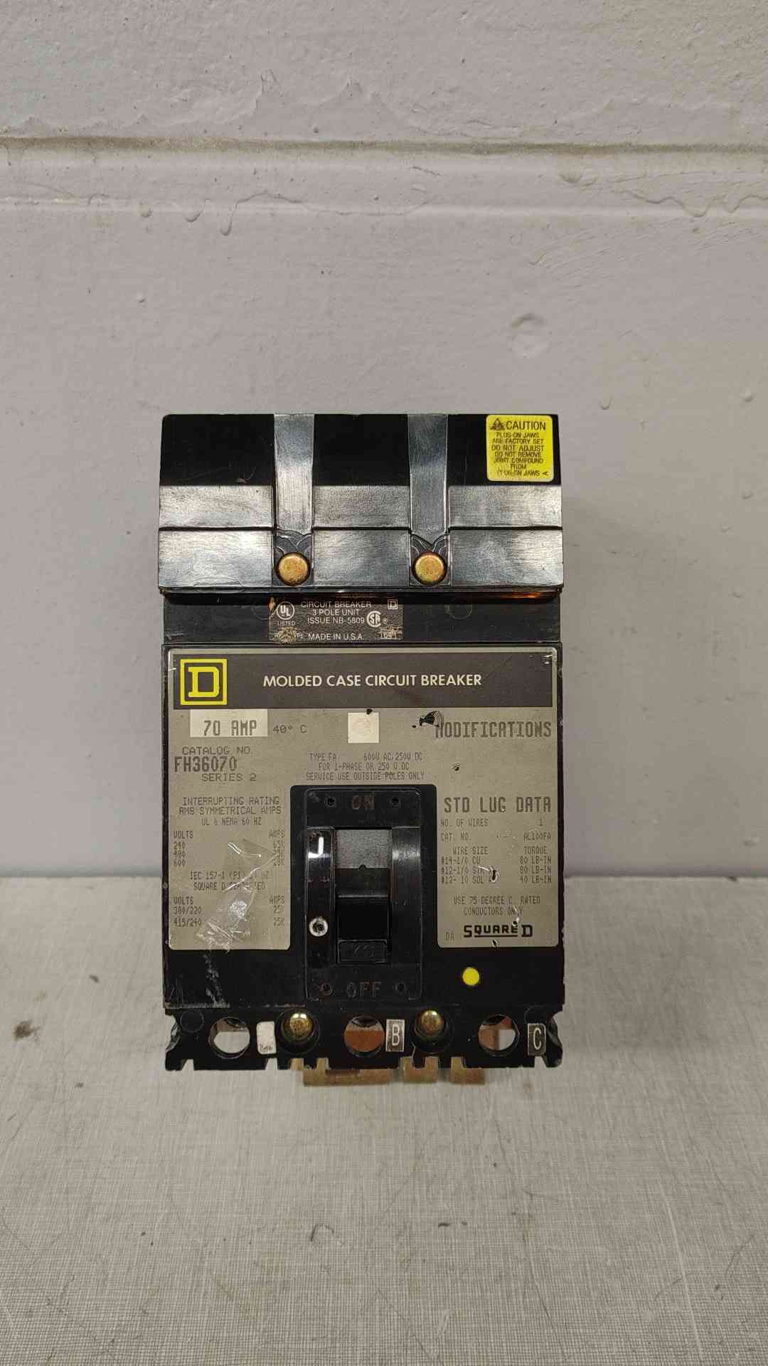 Square D 70A 3 Pole Circuit Breaker 600VAC 250VDC FH36070(104837)