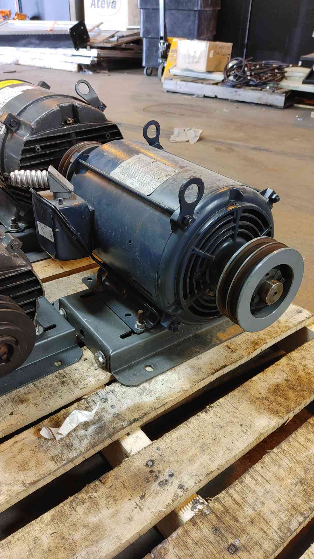 Century Motor 7.5HP 208-230/460V 3PH T0125(104823)