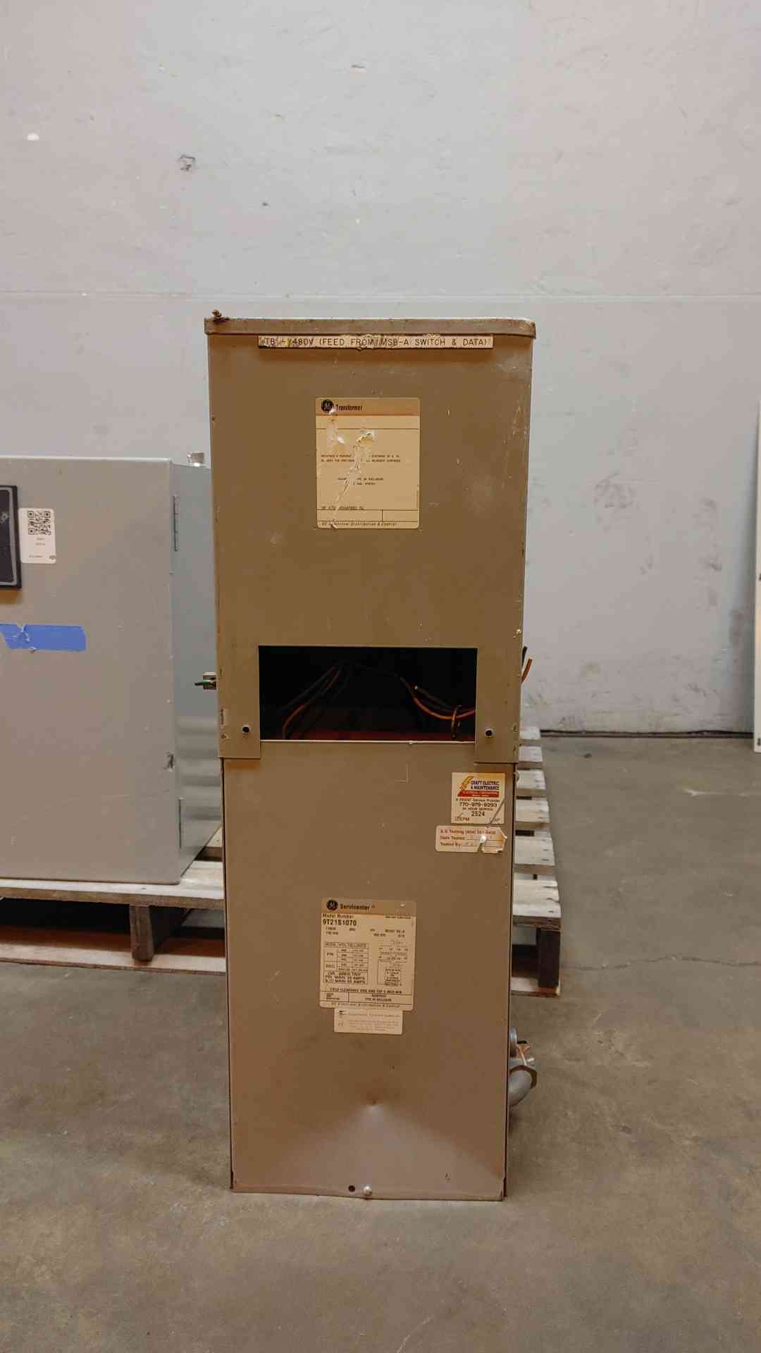 GE Rainproof Transformer 7.5KVA 480V x 240/120V 9T21S1070(106366)