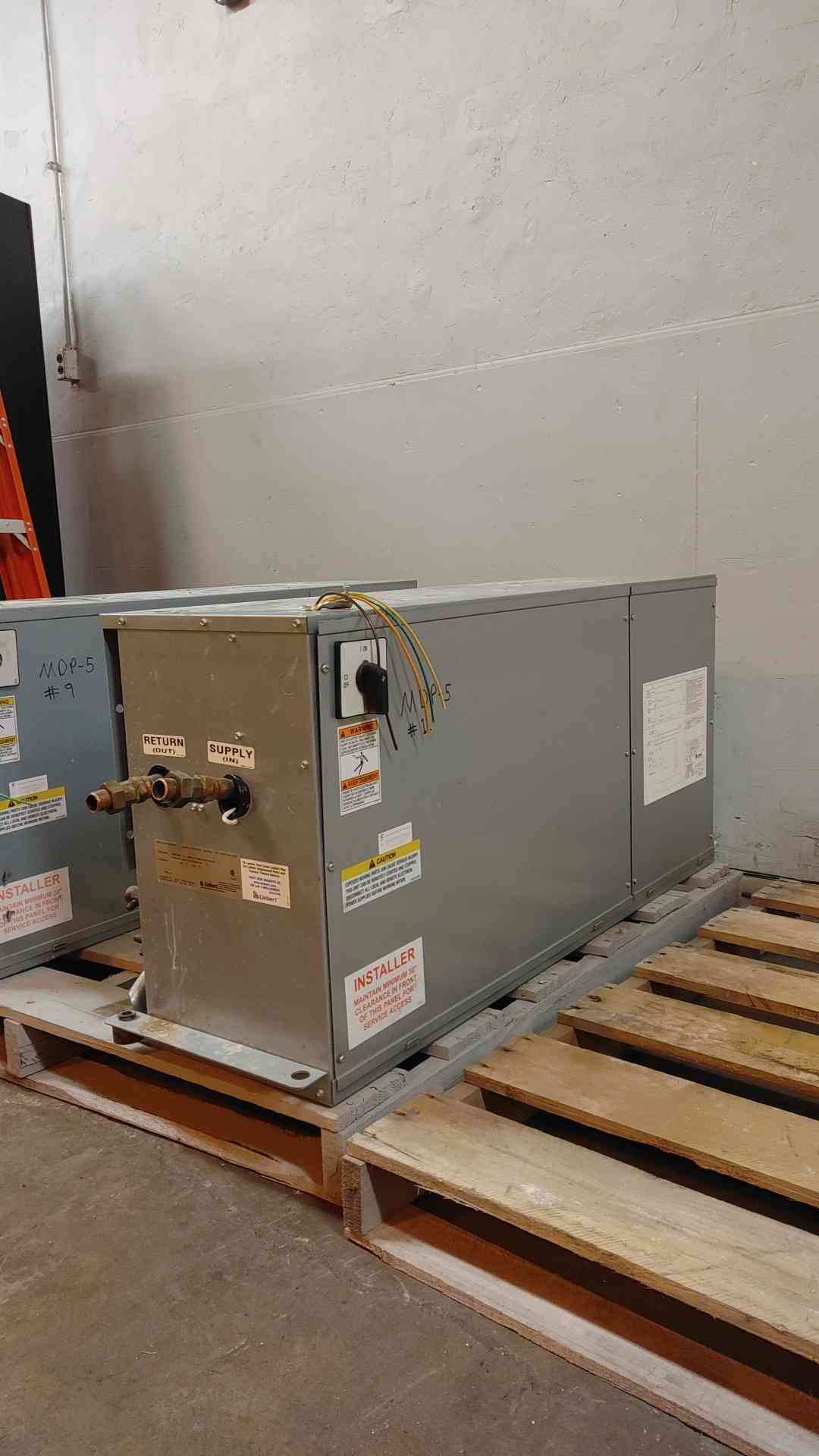 Liebert MCD Indoor Condenser 460V 3PH MCD38W2AH3(106367)