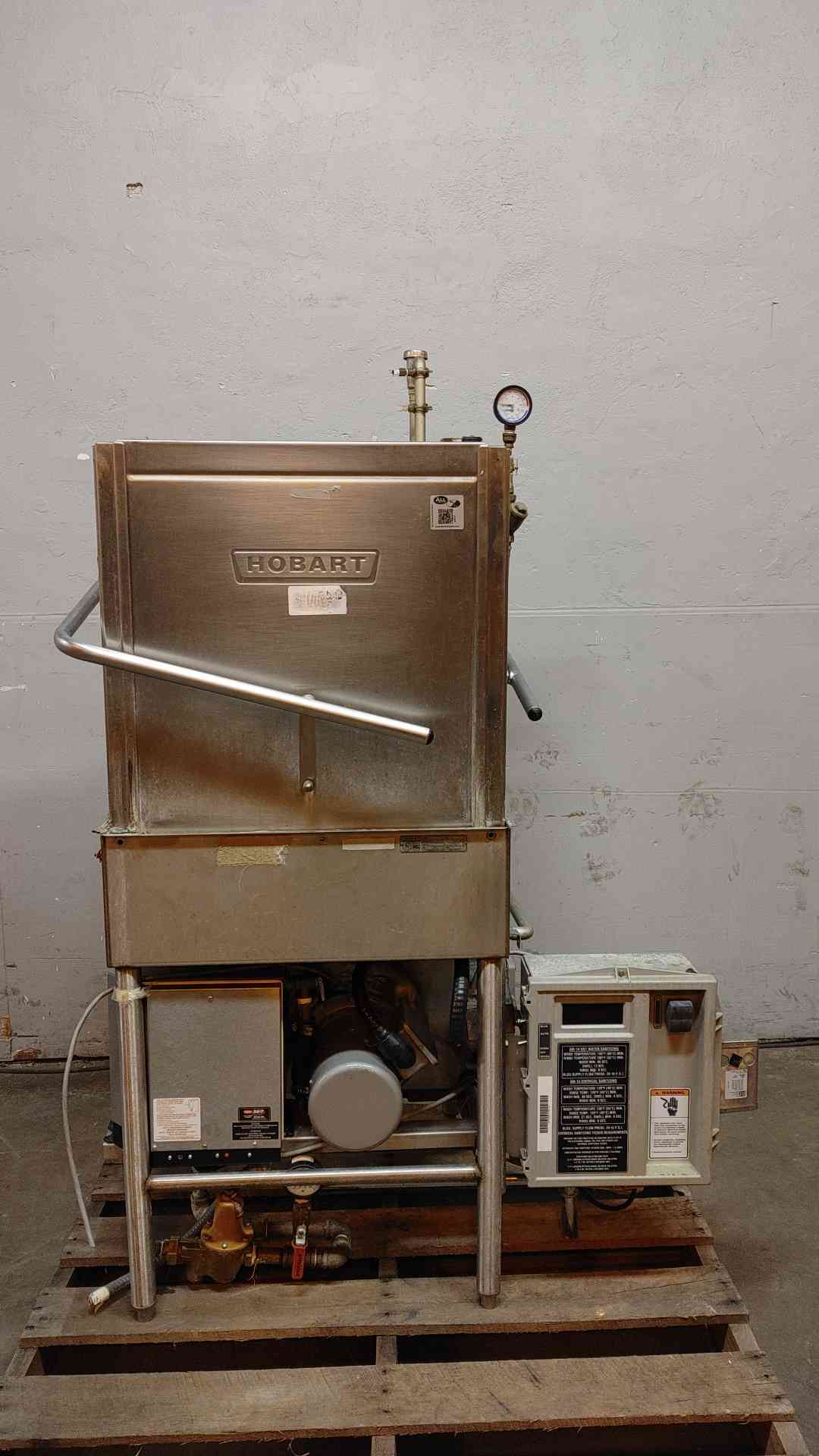 Hobart Commercial Dishwasher 3PH 400-460V 12A AM14C
