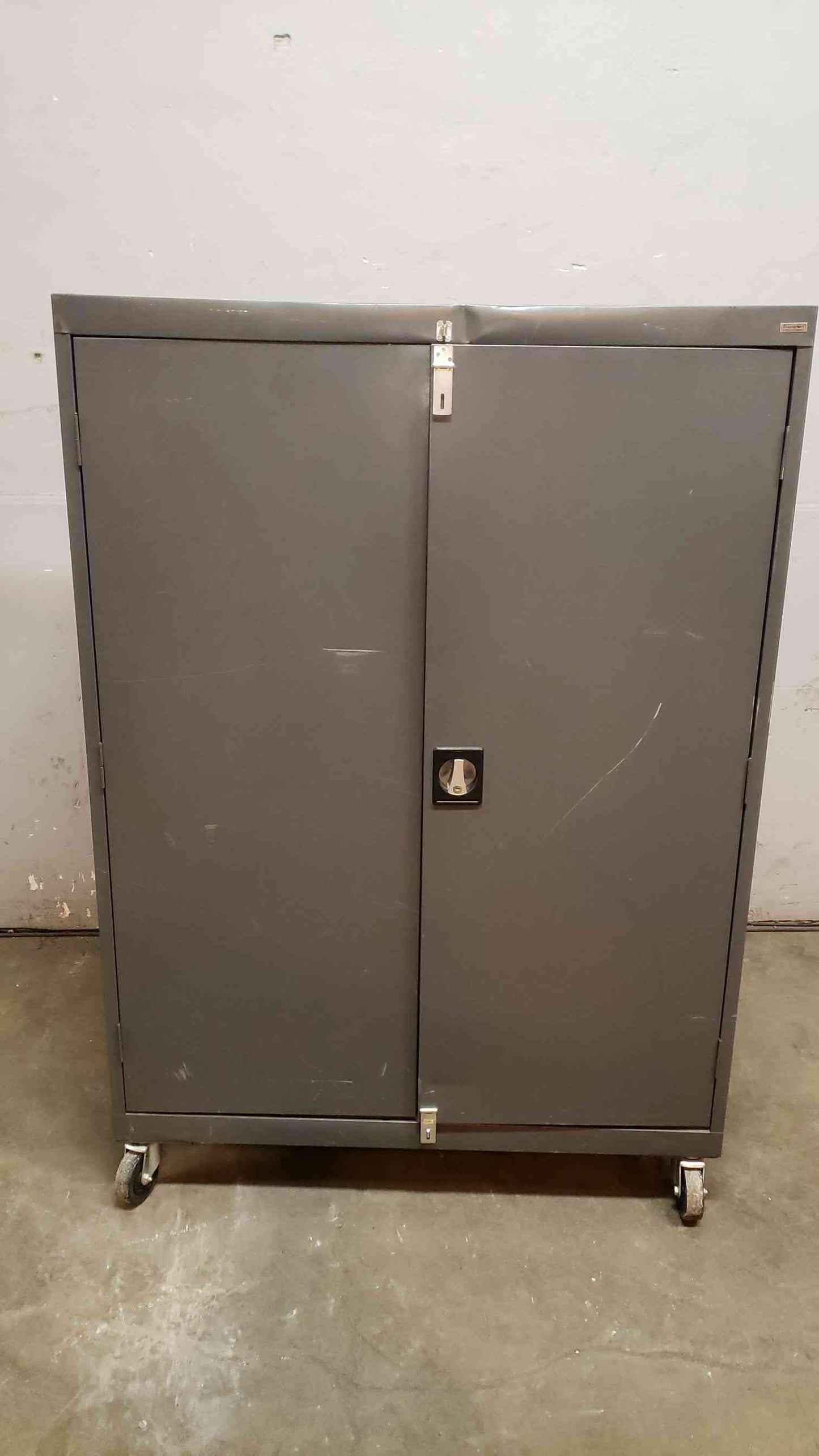 Sandusky 46" Rolling Storage Cabinet (SKU: 107717)