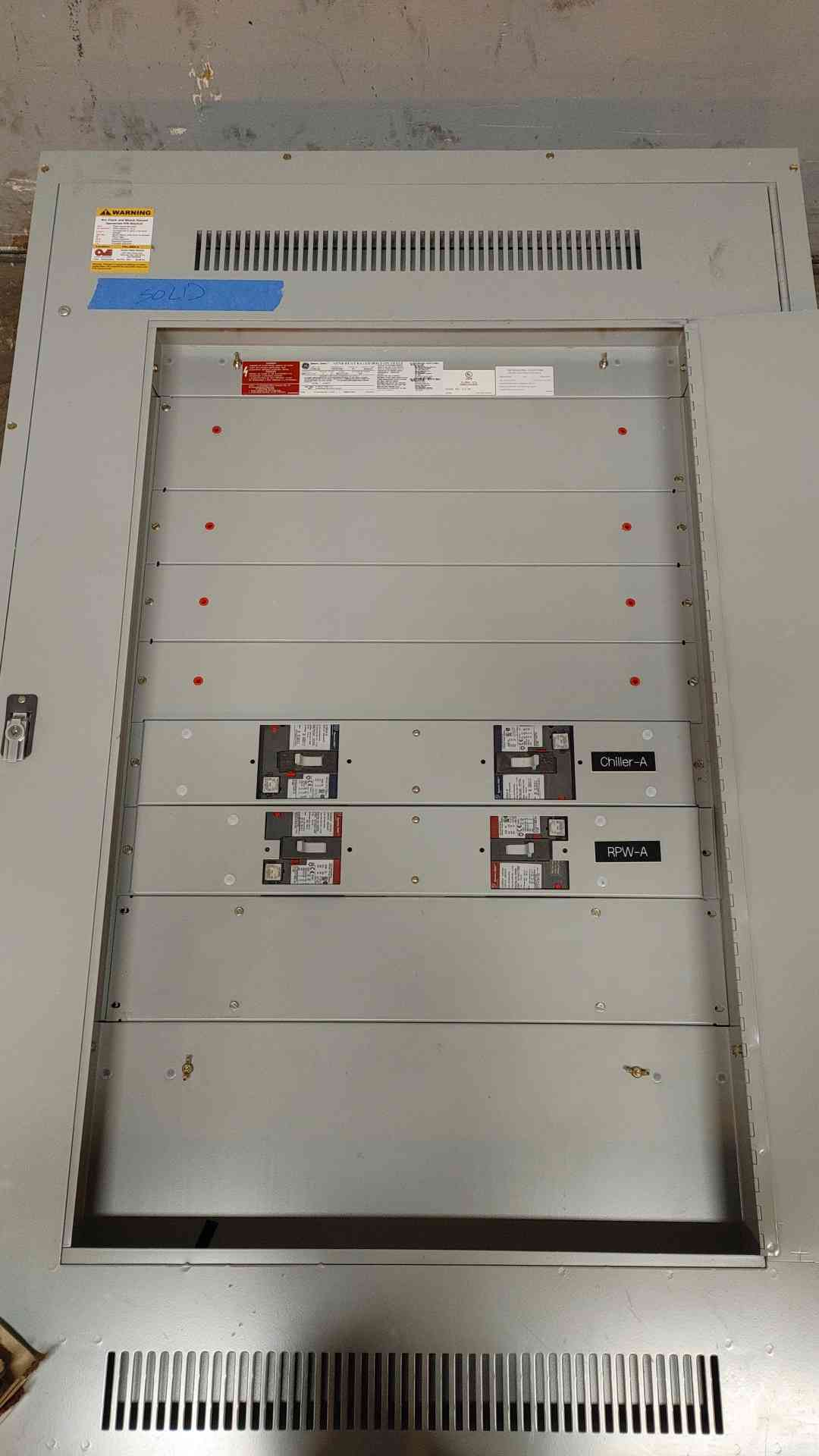 GE Spectra Series APNB 400A Bolt-On Panelboard 480Y/277V 3PH 4W 43300186