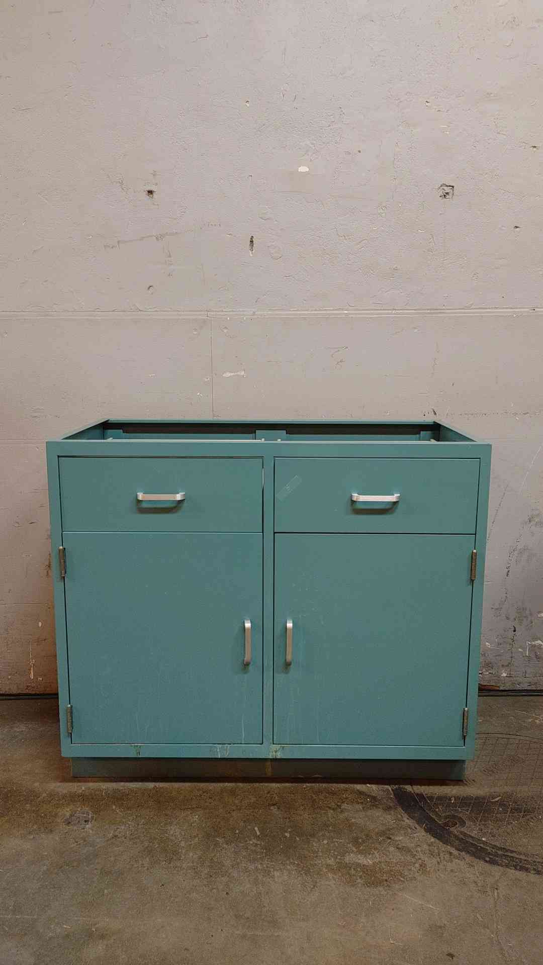 41" Duralab Mixed Casework (108403)