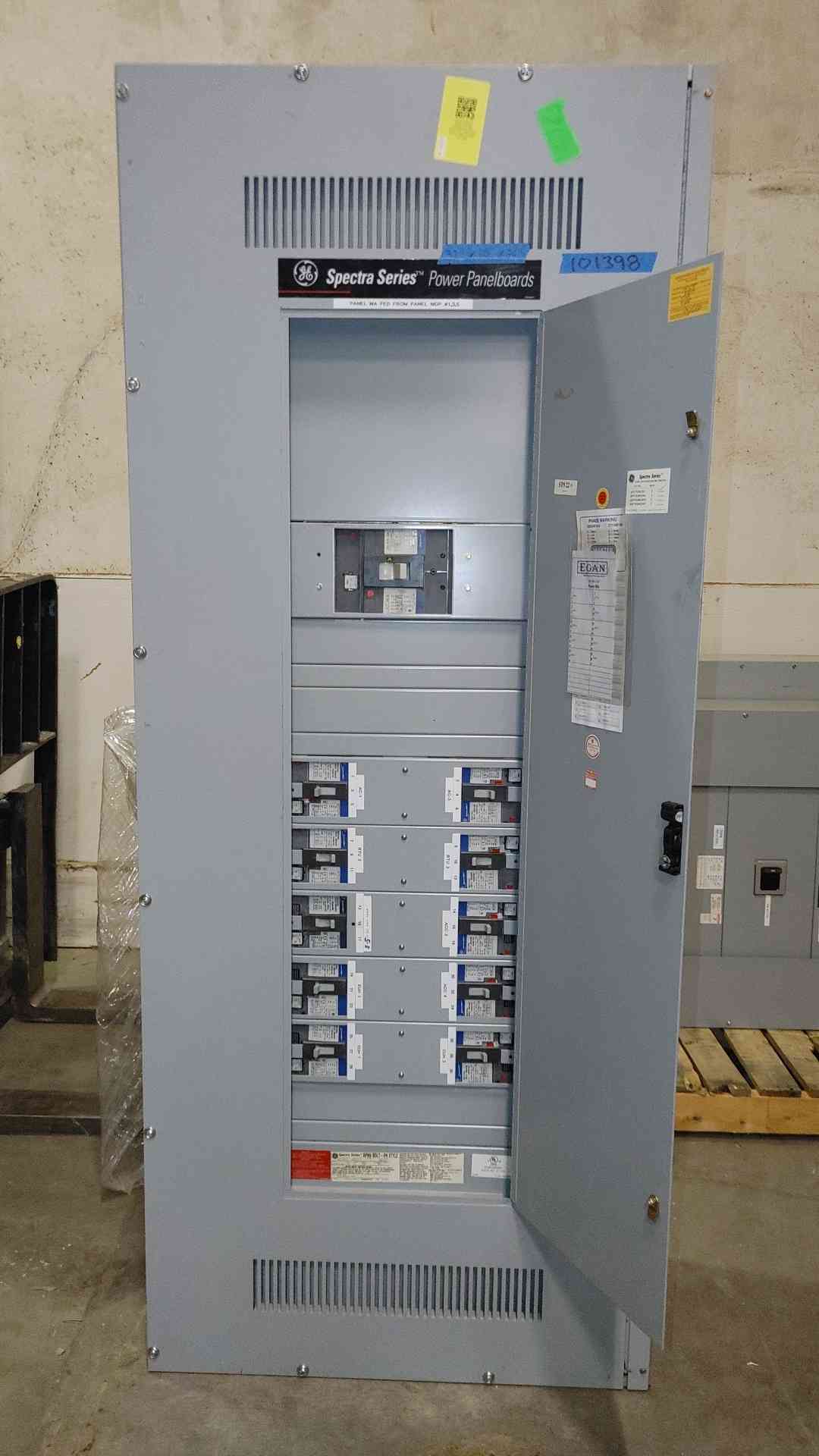 400A 480V GE Spectra Series Panelboard 480V, 277V 3Ph 10 Breaker & Main (MDP #1,3,5) (101398)(101398)