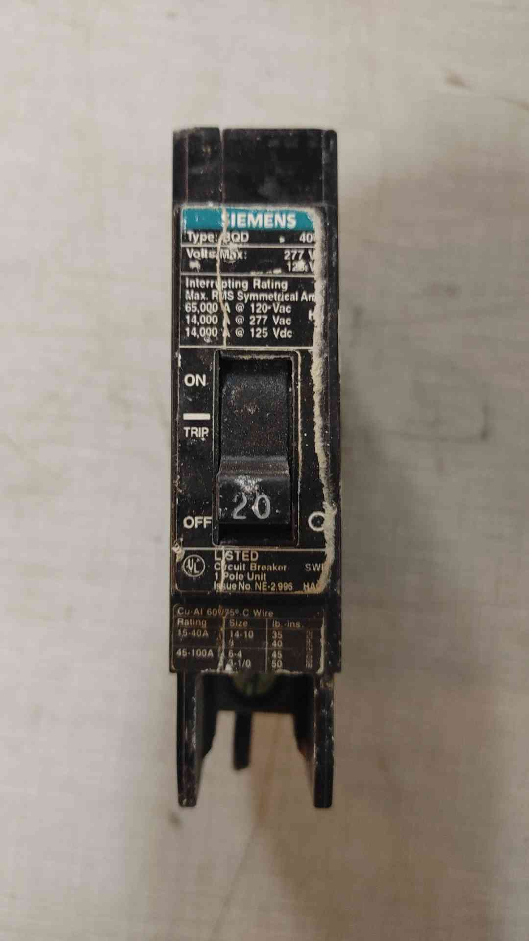Siemens Circuit Breaker 20 Amp 1 Pole Type BQD 277/120