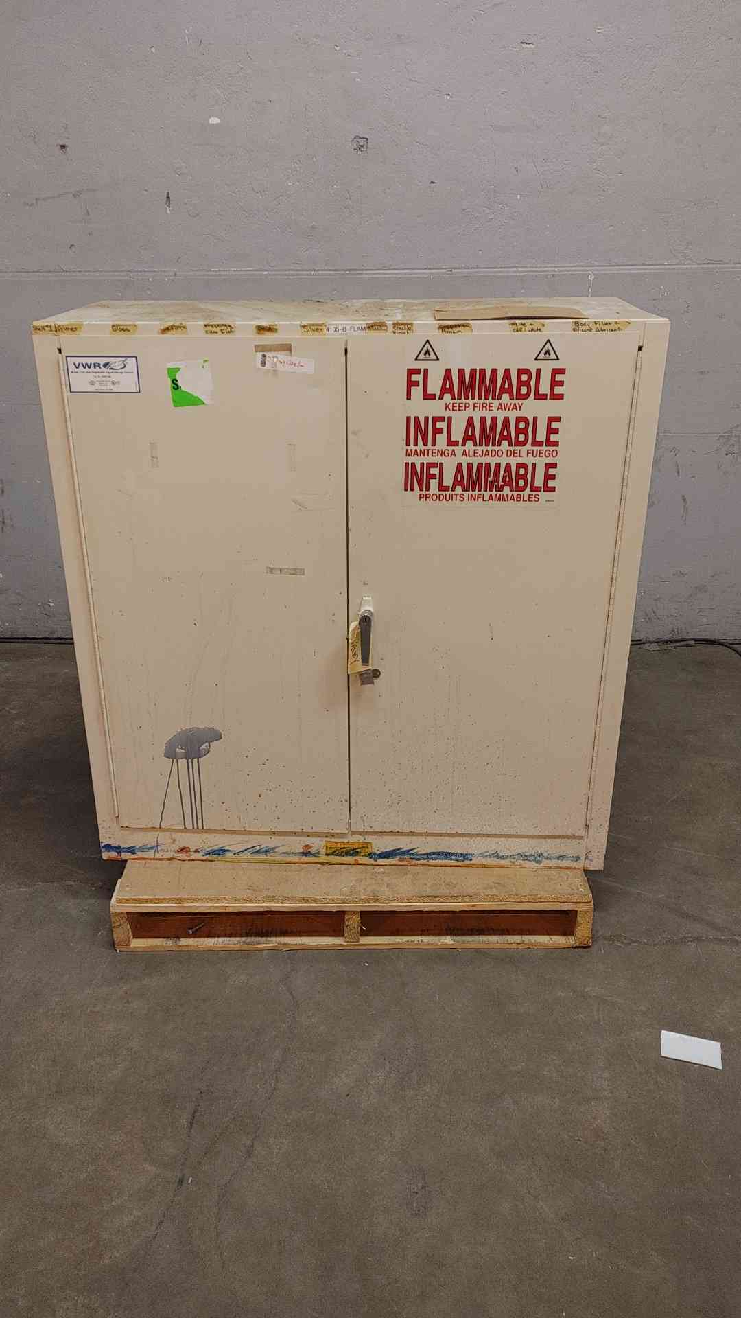 VWR 30 Gal Flammable Storage Cabinet (108720)