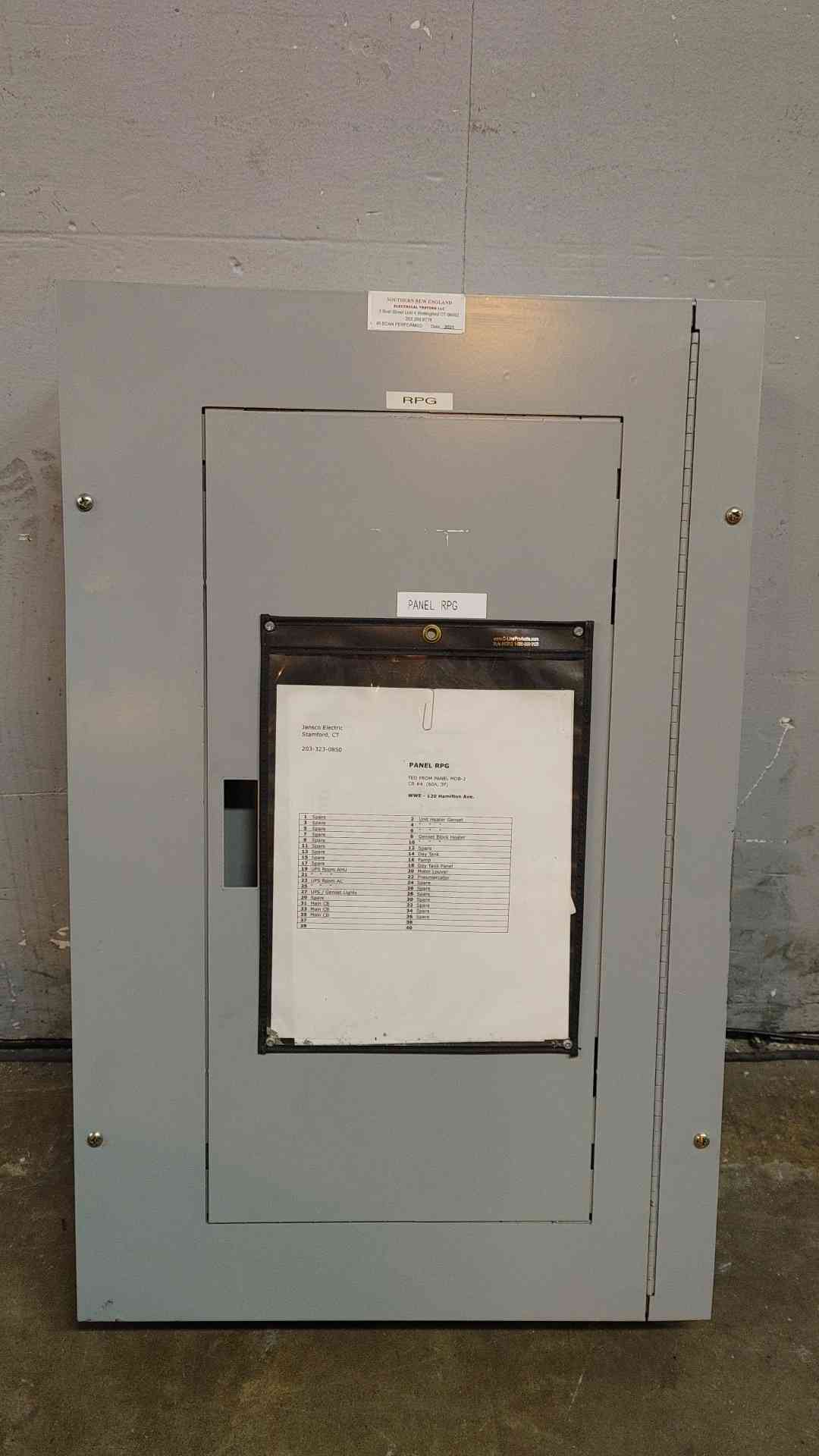 GE A Series Panelboard 125A 208/120V 3PH 4W with Main (108989)