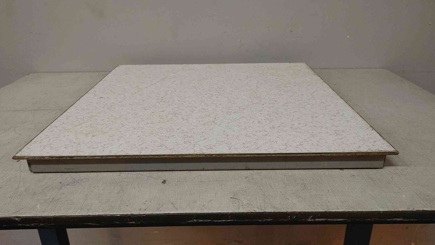 2'x2' White Hollow Steel Raised Access Floor Tile (109106)Than