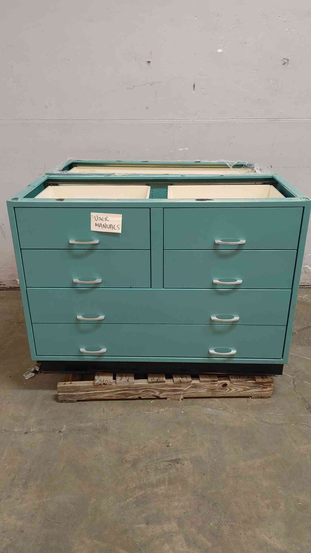 4' Kewaunee Drawers Only Casework (109307)