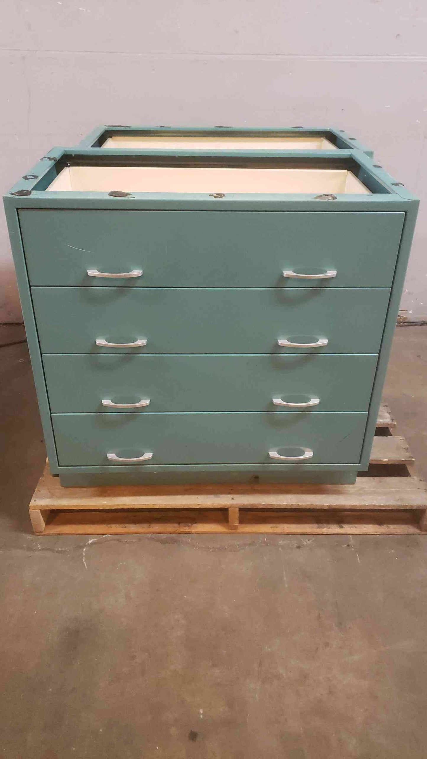 3' Kewaunee Drawers Only Casework (SKU: 109303)