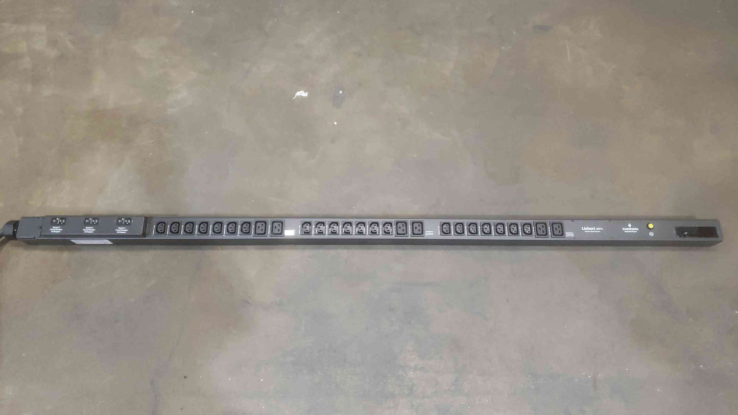 EMERSON 27Port 208VAC 50/60Hz 3W+PE 30A MPH PDU STRIP (SKU: 110567)