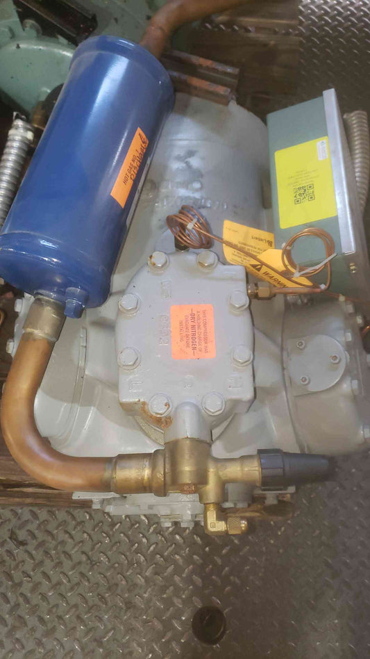 Carlyle Compressor 208/230 3PH 60Hz 06DS8256BC325ARP Semi-Hermetic Compressor 3 Head