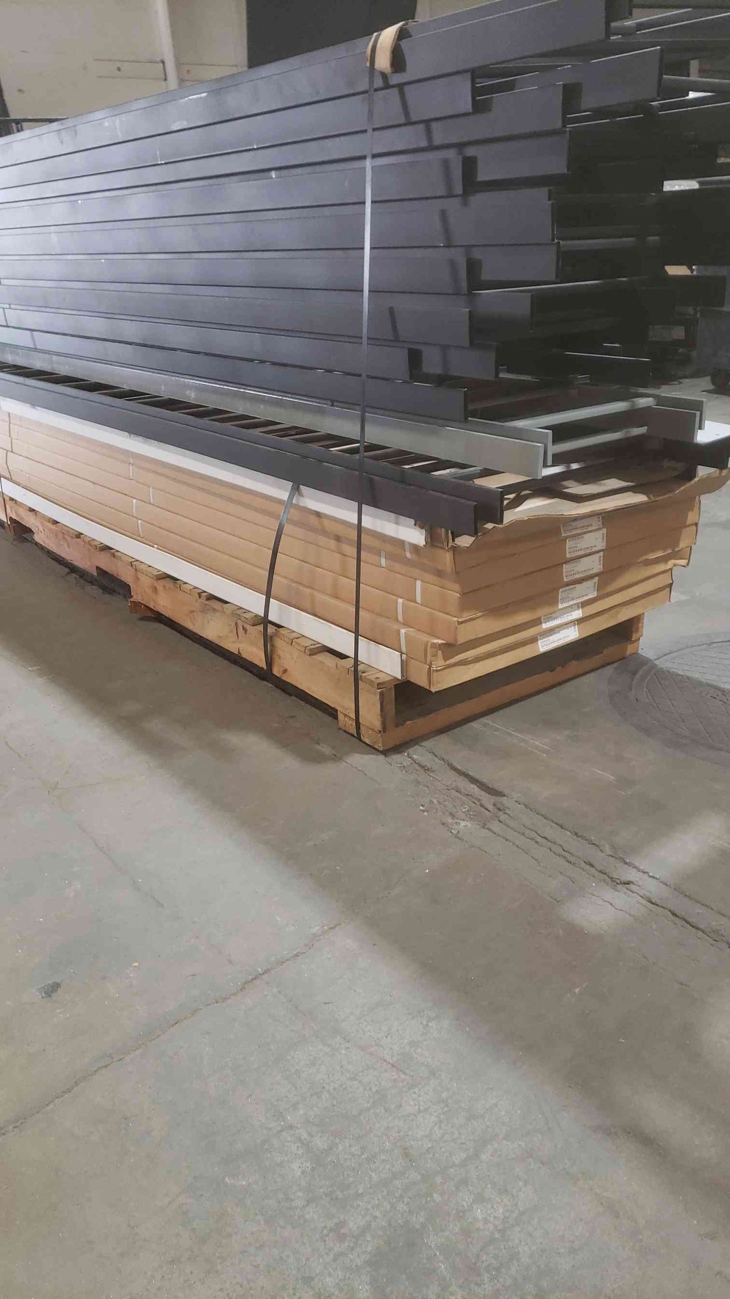 10'x24" Black Ladder Racking New