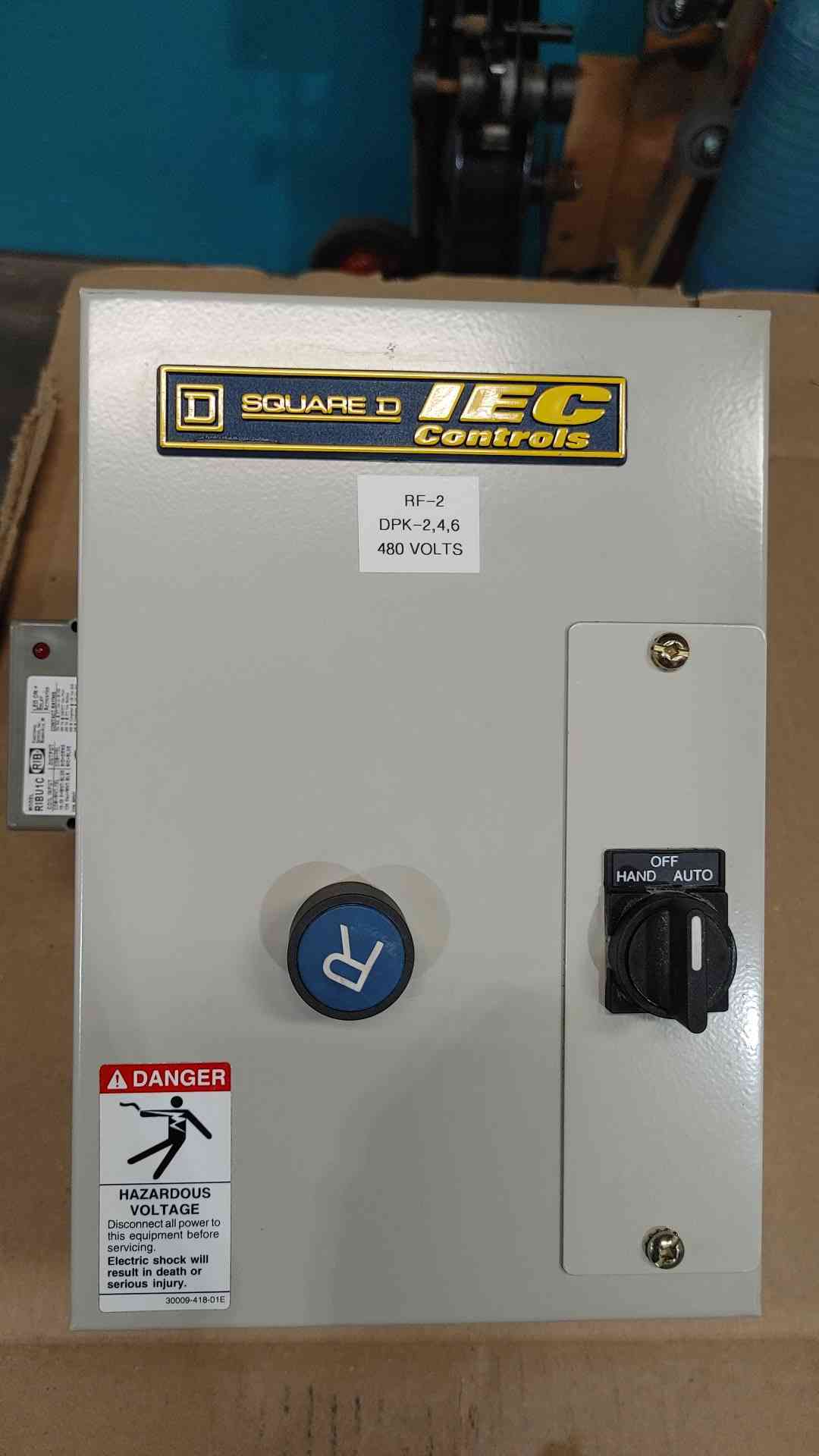 Square D IEC Controls 480V Motor Starter Enclosure HOA Switch Reset DPK-2 RIBU1C