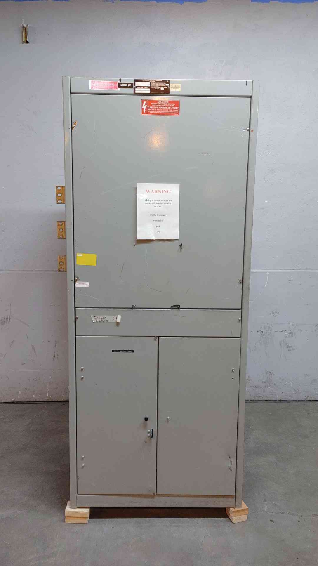 Westinghouse 1600A FDP 208Y/120 3PH 4W Switchboard 2 Section 15 Breaker (SKU: 107899)
