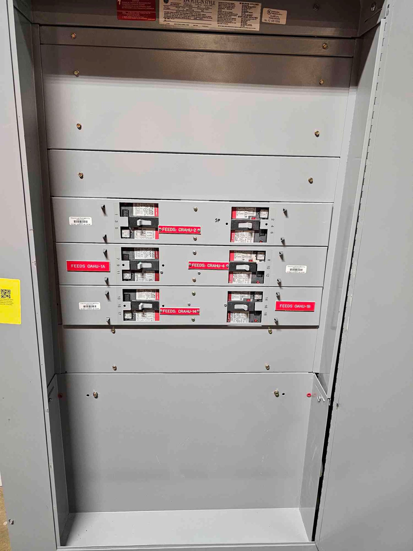 800A GE APN Spectra 6 Breaker Panelboard 277/480v SELA36 (108100)