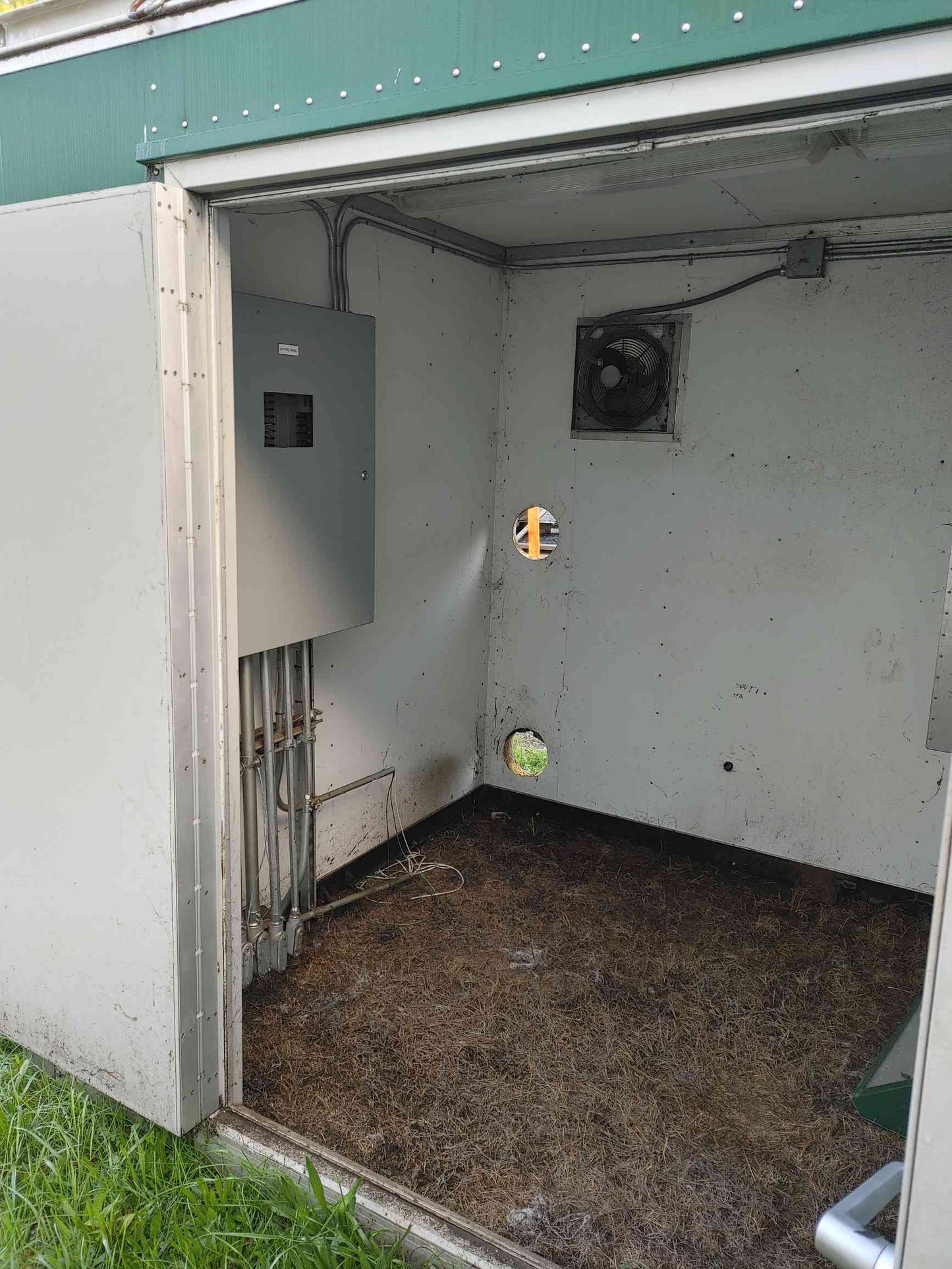 Pritchard Brown Enclosed Power Room Drop Over Electrical Enclosure Housing(104487)
