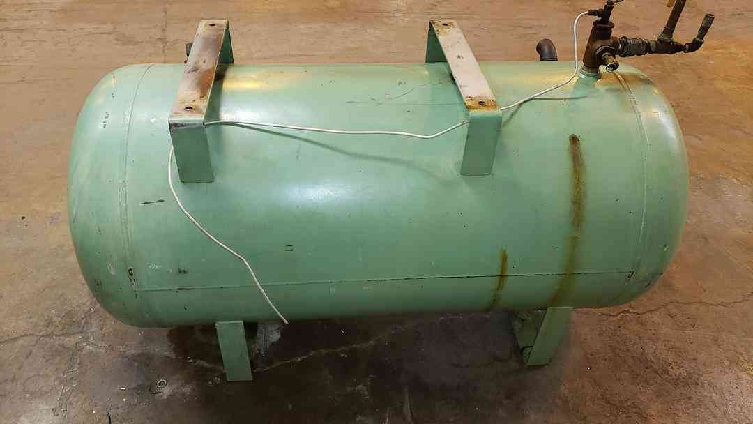 SULLAIR Air Compressor Tank Only