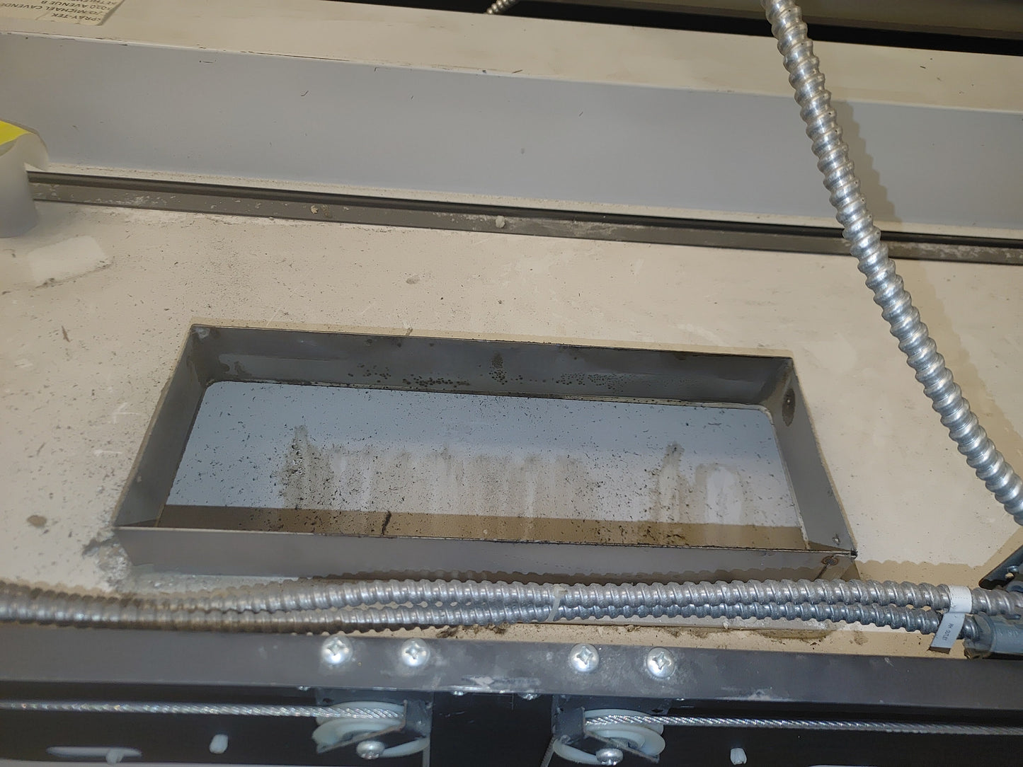 5ft BMC Fume Hood White Model B-605 2016/2017 Ducted Hood(100410)