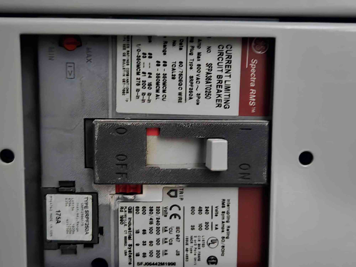 800A GE Spectra Panelboard w/ Main, Meter, 3 Breaker Distribution SFPA36AT0250 (107810)