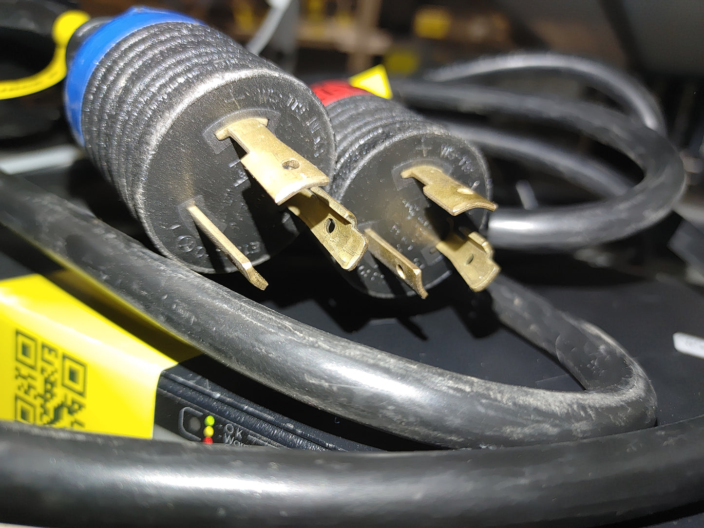 APC AP7730 Rack Mount Dual Source ATS Automatic transfer switch PDU(1129AA)