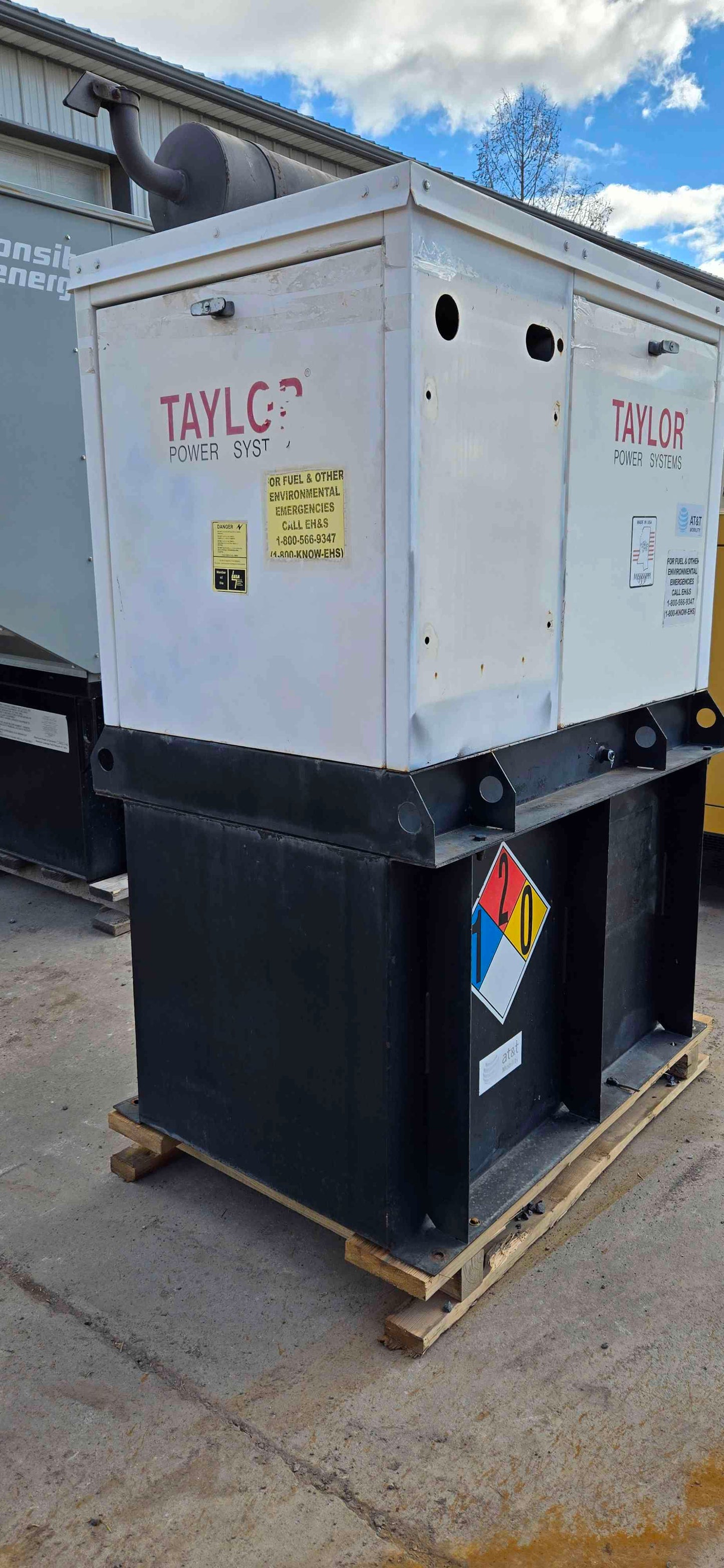 20KW Taylor Power Generator 4LE1 Isuzu Diesel 516 Hrs. TESTED '00