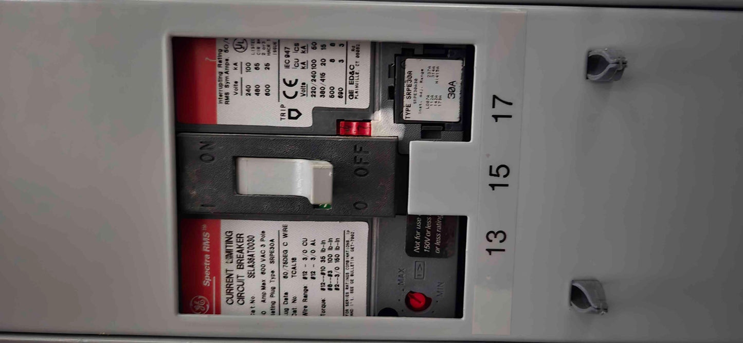 800A GE APN Spectra 6 Breaker Panelboard 277/480v SELA36 (108100)