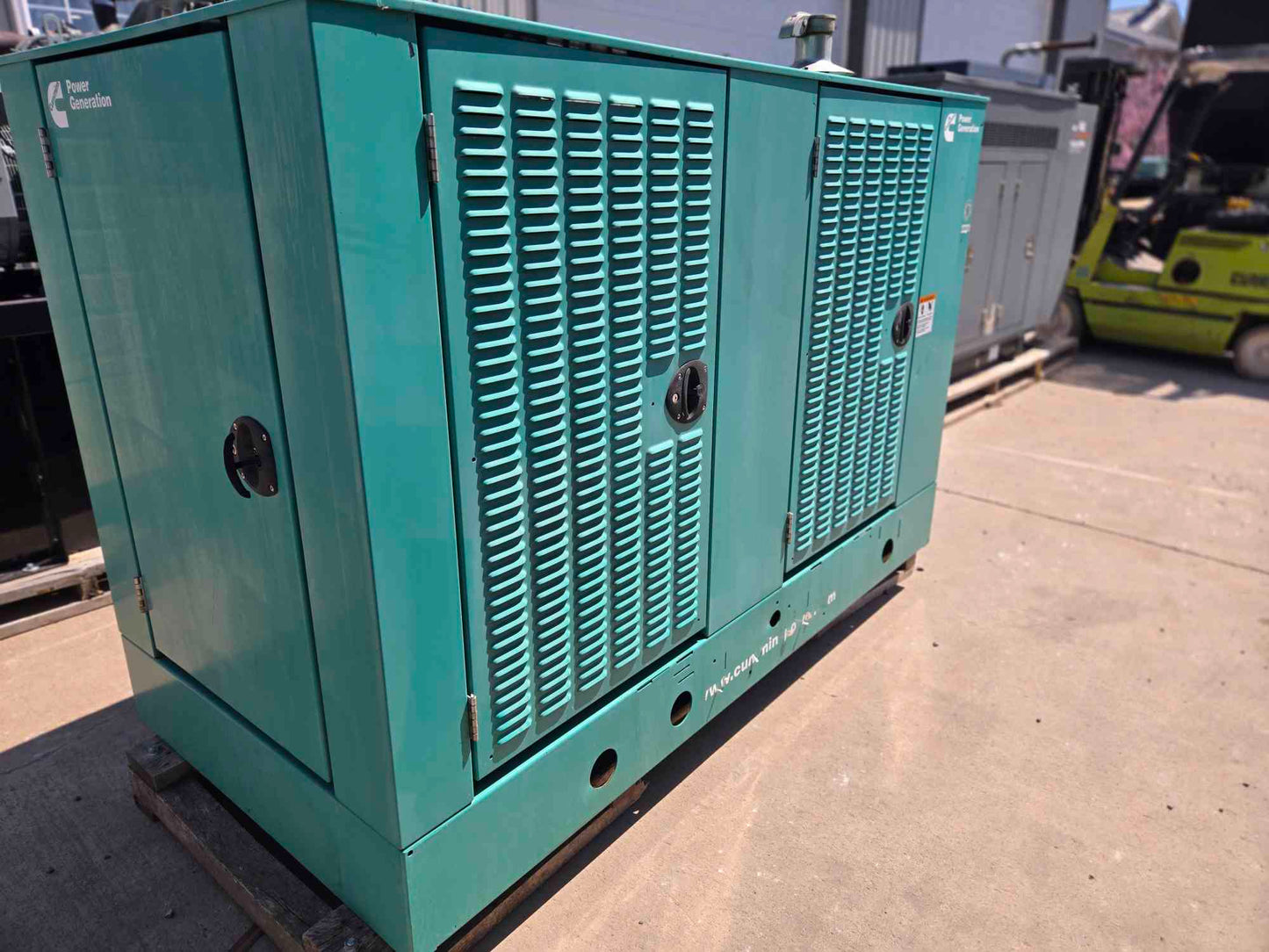 60KW Onan Generator 6.8L Ford LP Nat Gas '08 608 Hrs. LOAD TESTED