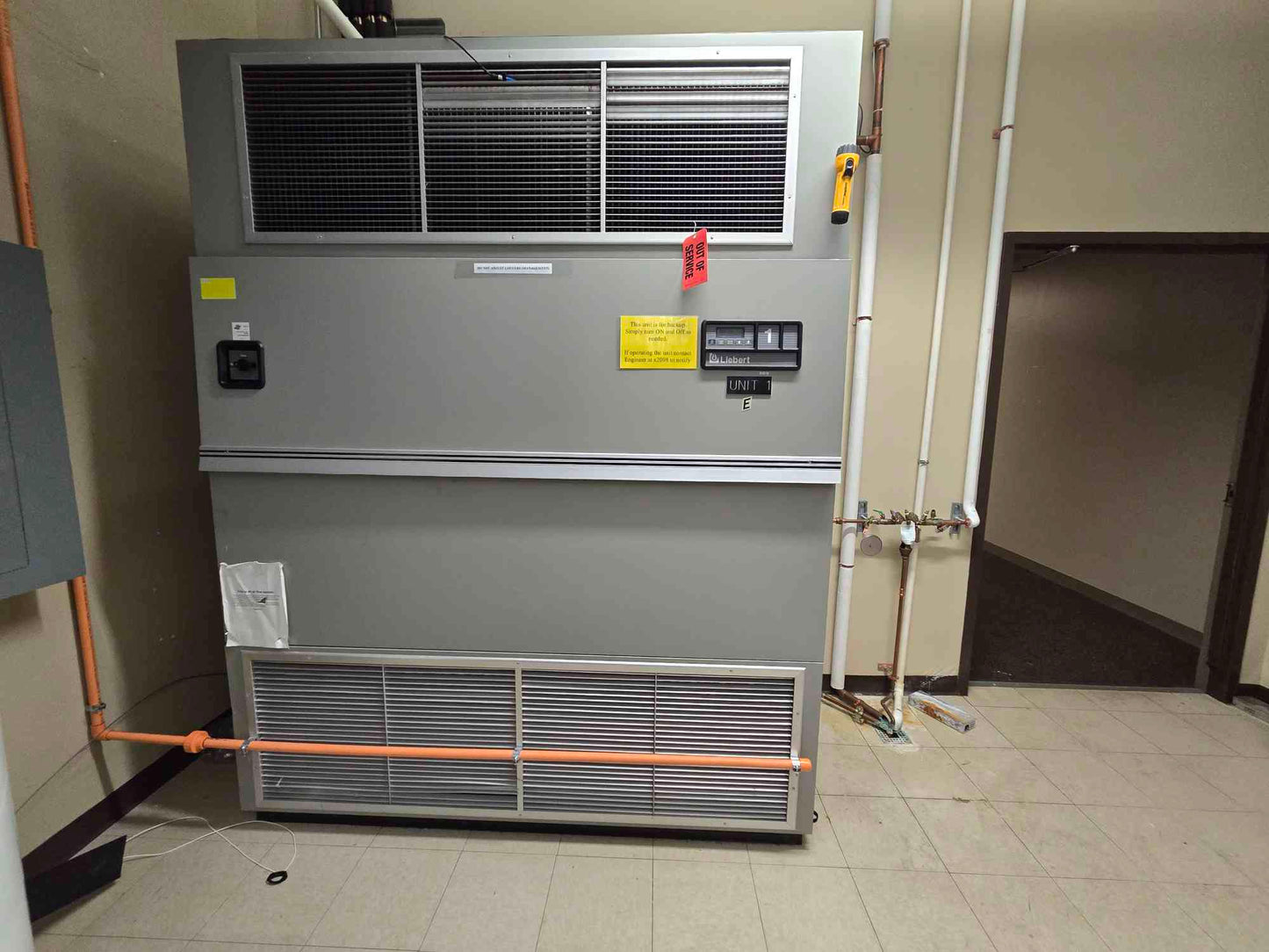 Liebert 8 Ton 460V 3Ph CRAC VH114A Upflow Computer Room AC