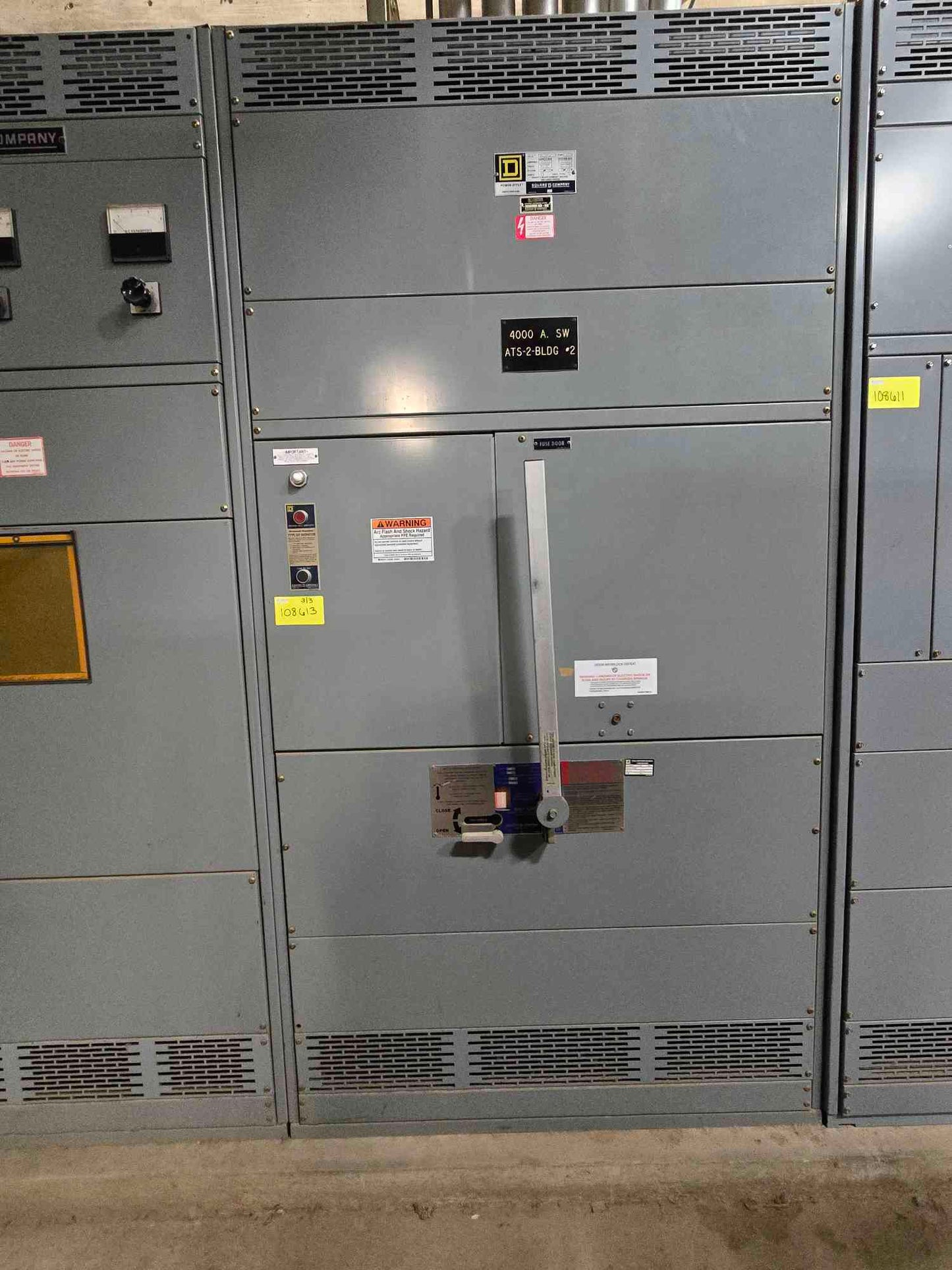 4000 Amp Square D 3 Section Switchgear 480Y/277