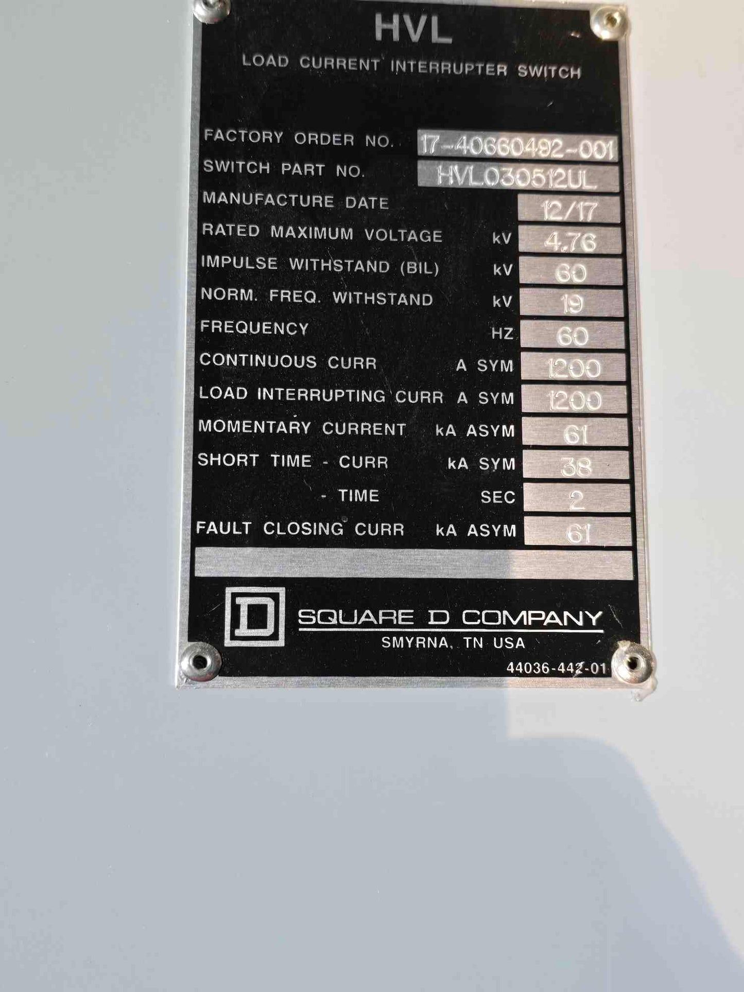 3 Section 1200A Square D Gavin Graham HV Dual Load Current Interrupter 4160V HVL030512UL 4.76KV