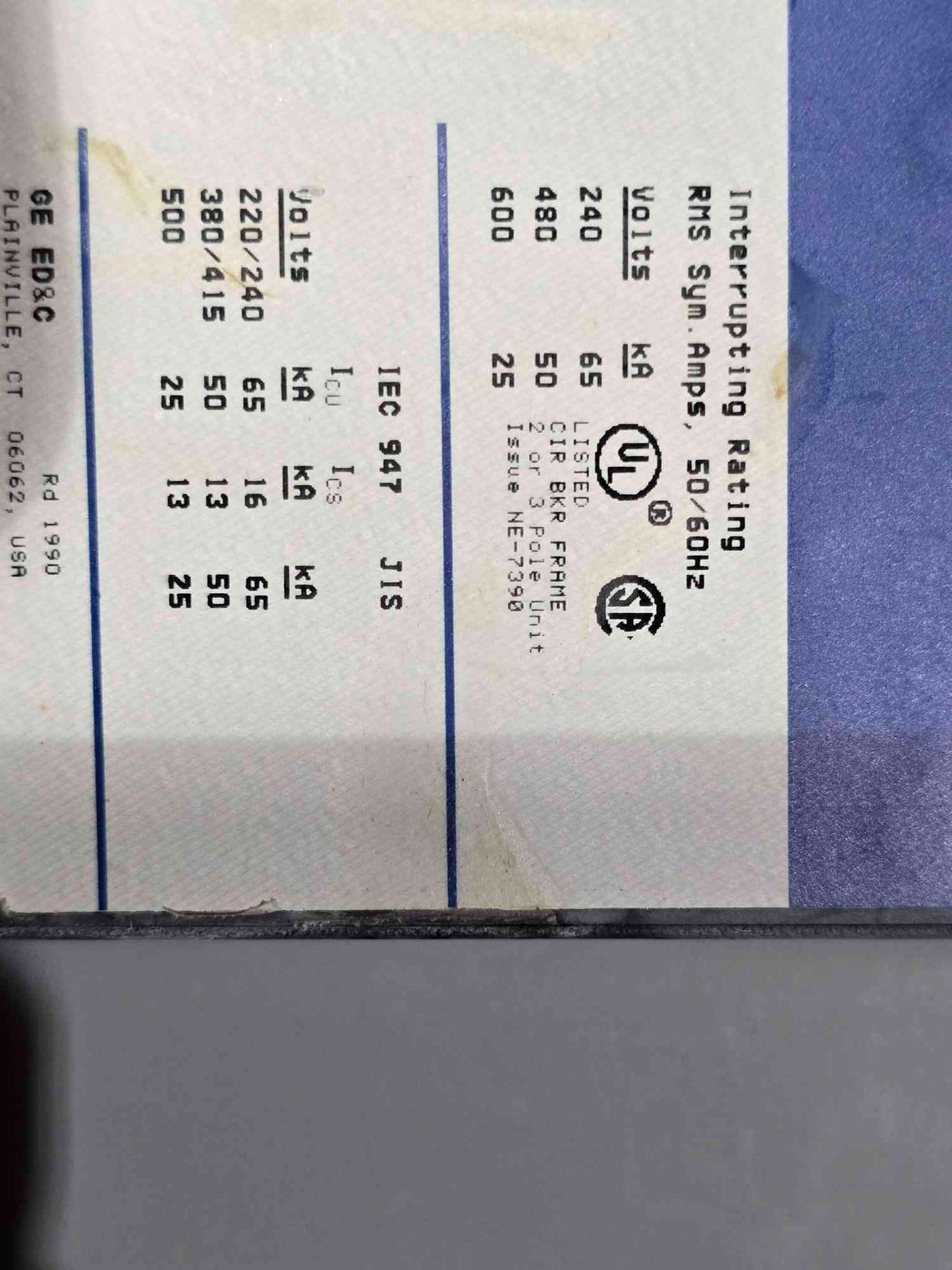 800A GE Electric Spectra Series PanelBoard 480Y/227 12 Breakers & Main