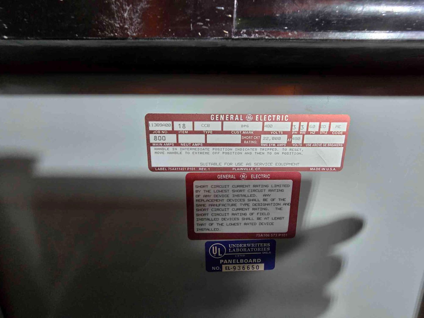 800A GE Switchboard 480v 3PH 10 Breakers & Main Panelboard