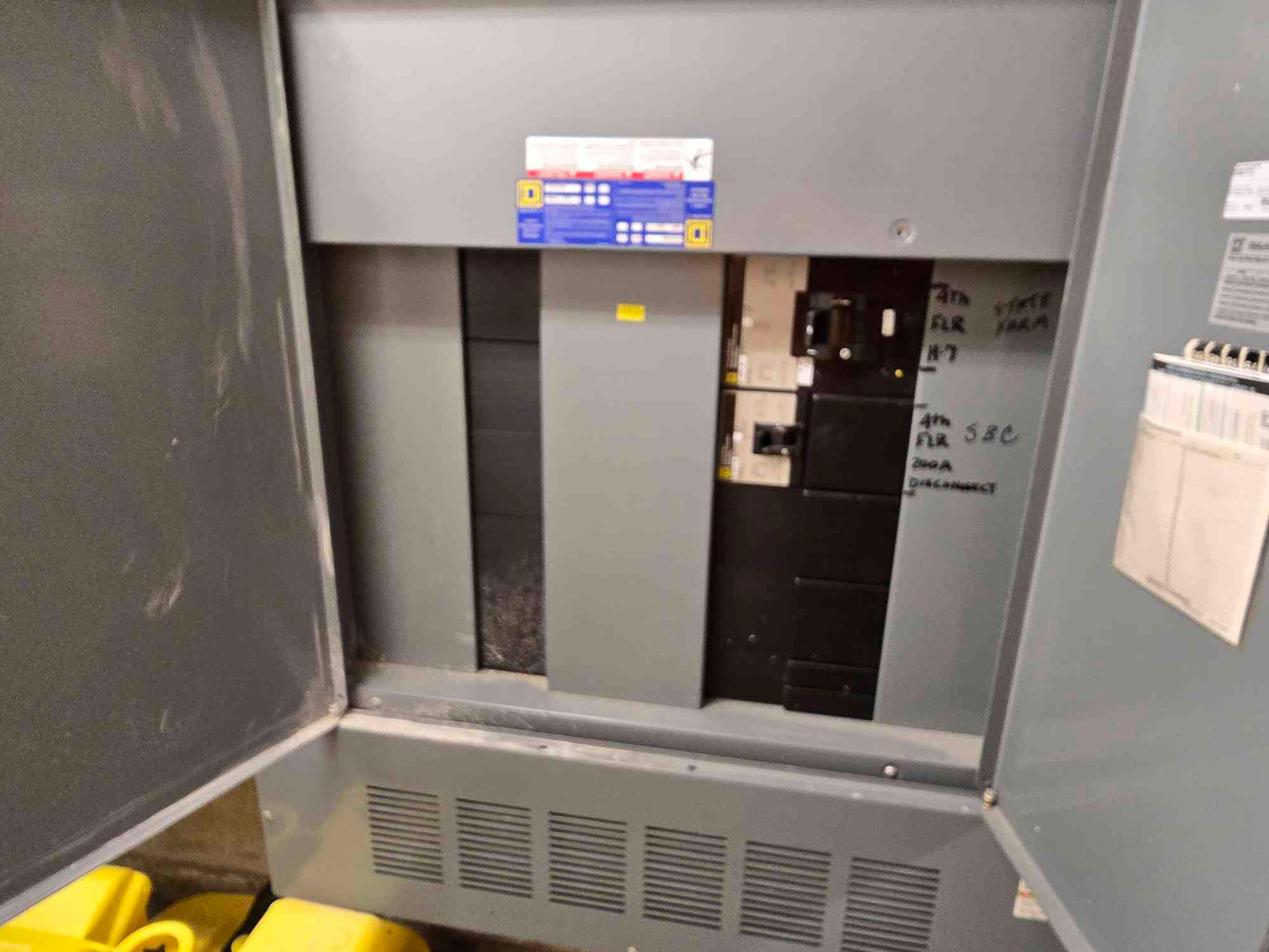 800A Square-D I-Line Panelboard HCW23598 3PH MLO with Breakers