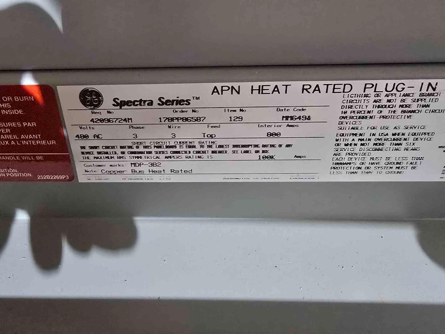 800A GE Spectra Series Panelboard 480V 3PH 4 Breakers Main & Meter - Cell 3 B