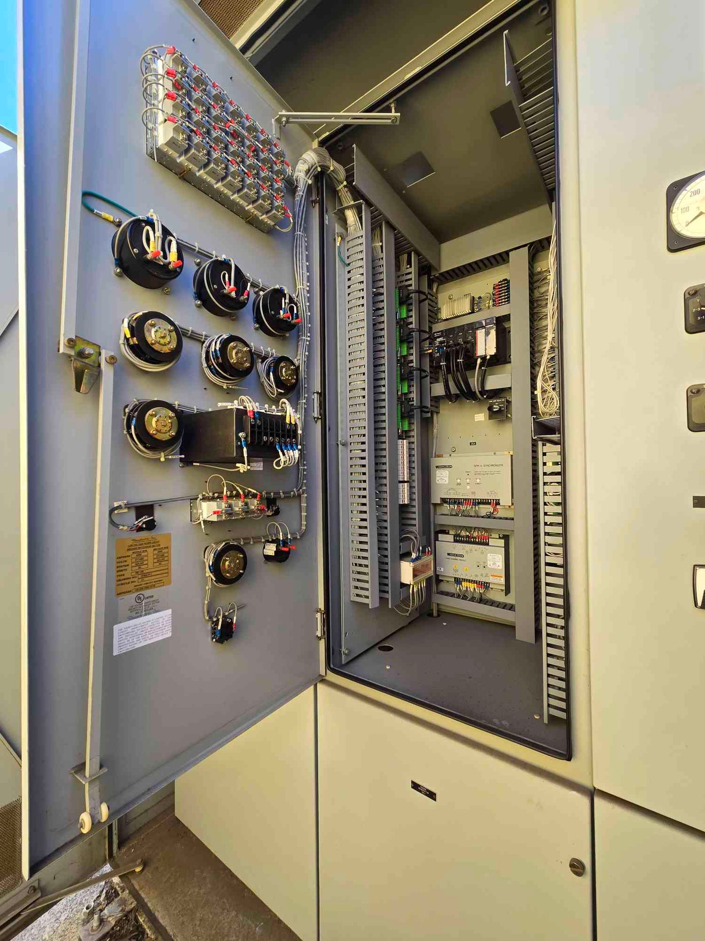 4000A Russelectric Master Control Cubicle 277/480 3 Phase Switchgear