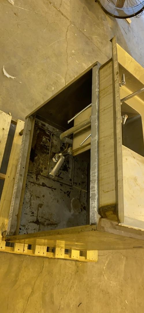 36" Stainless Steel Sink with Casework(S6LLST3429)